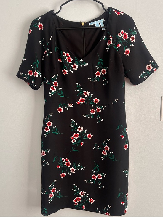 Draper James Dresses & Skirts - Draper James Black Floral Short Sleeve Dress | Size 4